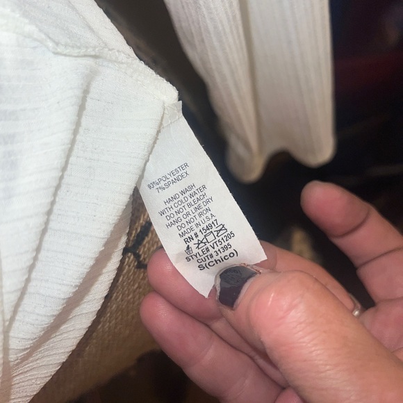 White Bodycon V Neck Front Keyhole Long sleeve Blouse - Picture 11 of 12